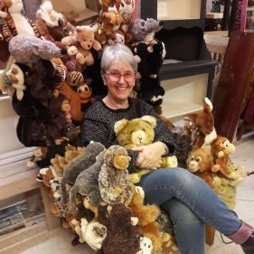 Karen Bodil Johansen: tilknyttet August Art