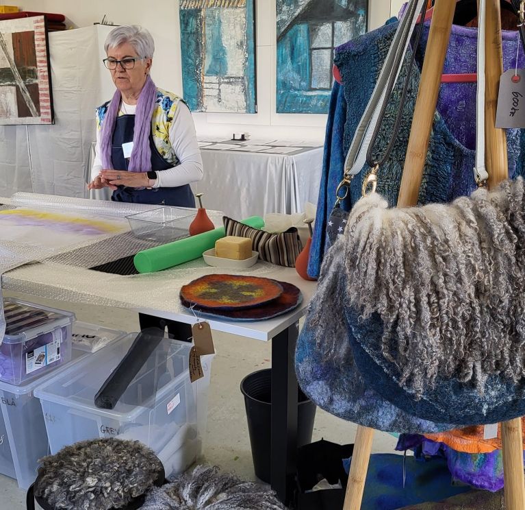 Kirsten Hjørringaard Wehner: tilknyttet August Art