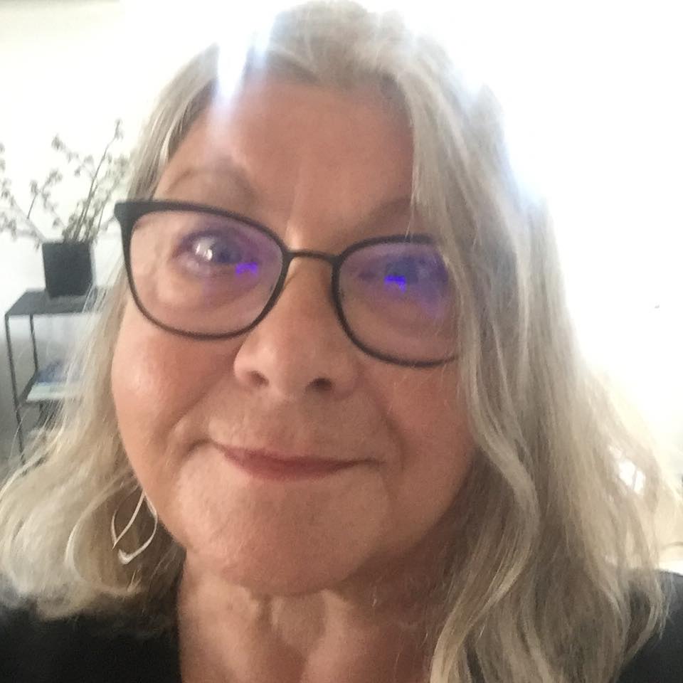 Helle Dalsgaard Johansen: tilknyttet August Art