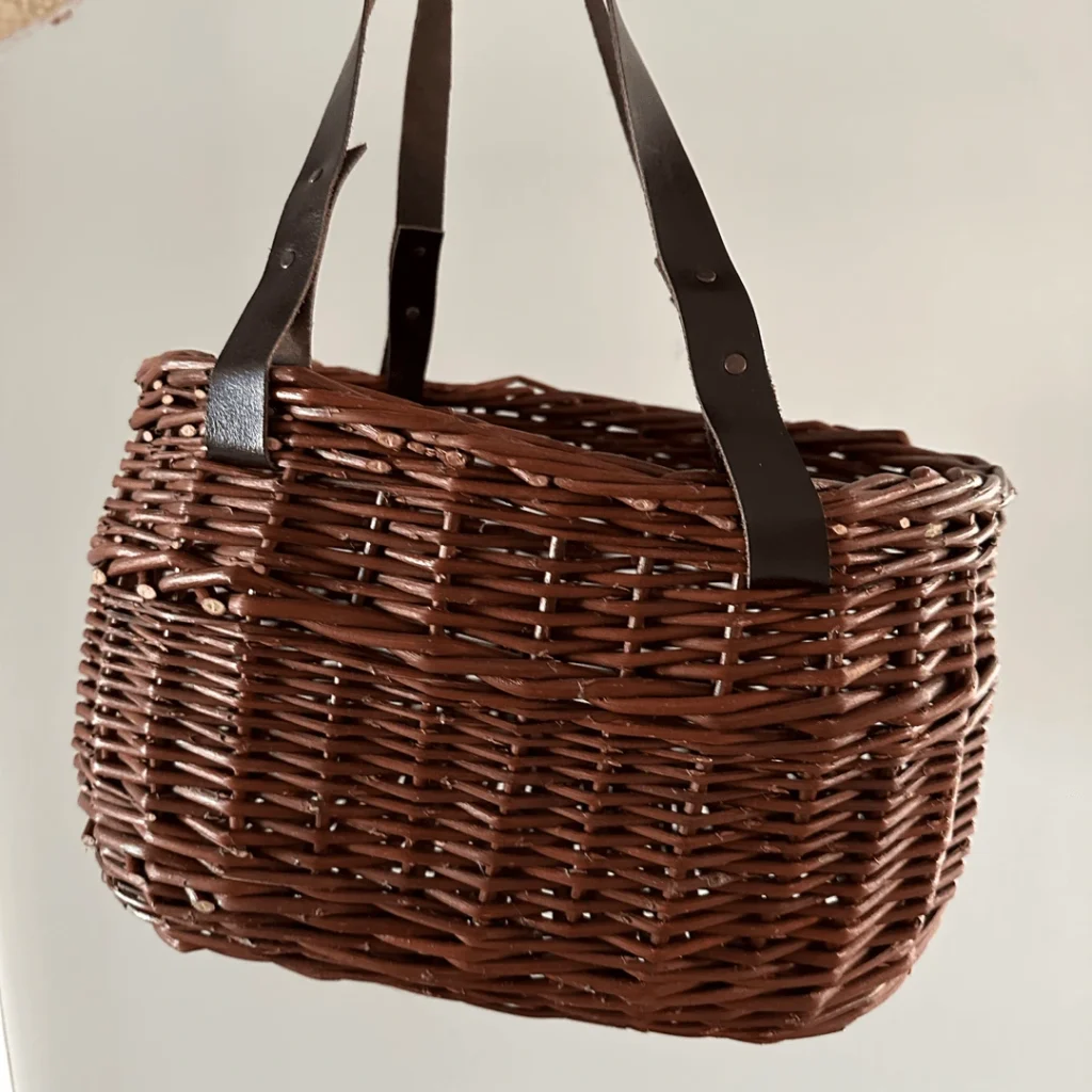 Karen Bodil Johansen: tilknyttet August Art