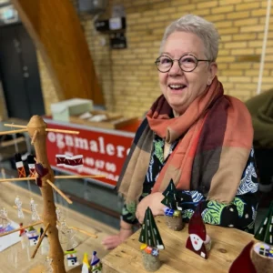 Vibeke Arnt: tilknyttet August Art